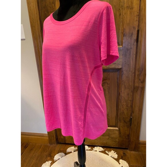 Danskin Now Top Plus Size 2X  Blouse Hot Pink Fuchsia Athleisure Short Sleeved - Picture 2 of 10